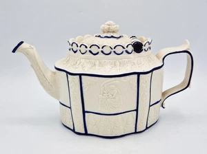 GEORGIAN CASTLEFORD POTTERY BLUE & WHITE TEAPOT c1800 a/f - Picture 1 of 7