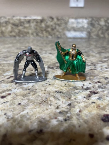 Jada DC LOKI Nano Metalfigs And Marvel Die Cast Figurine Falcon Avengers 1.75" Cover