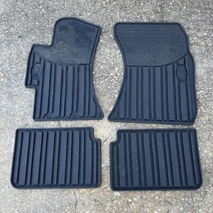 Alfombrillas de goma interiores Subaru Impreza WRX STI 2013 OEM - Imagen 1 de 9