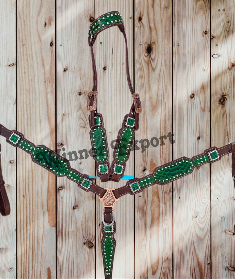 Juego de tachuelas de caballo serpiente verde Foto 1 de 1