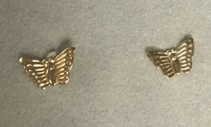 Butterfly Stud Earrings in 14K Yellow Gold .3g - Picture 1 of 4