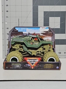 2023 Monster Jam Soldier of Fortune 1:24 Scale Series 19 Spin Master True Metal - Picture 1 of 5
