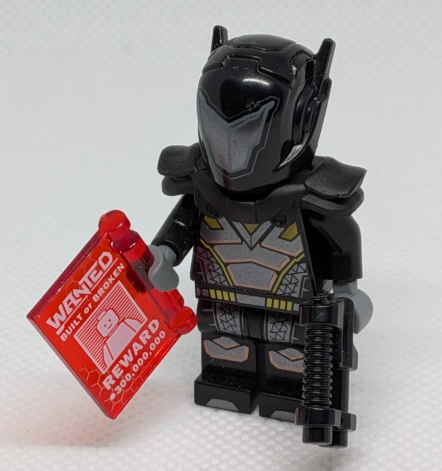 LEGO 71025 Collectible Minifigures Series 19 Galactic Bounty Hunter - Image 1 of 4