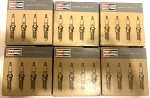 ** Lot Of 24 ** Champion 861 Copper Plus Spark Plug J19LM These Are Short Ones - Picture 1 of 5