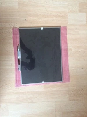 Genuine QUANTA QD15XL04 15" XGA 30 PIN MATTE LAPTOP LCD SCREEN - Image 1 of 3