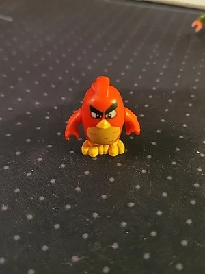 LEGO Red Angry Birds Movie Left Eyebrow Minifigure 75824 ang008 - Image 1 of 3