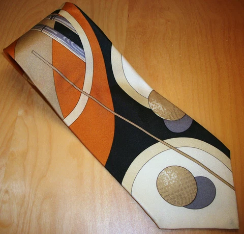 Green & Gold GOLF Clubs and Balls Silk Neck Tie 57" Long x 4" W (D906) Cover