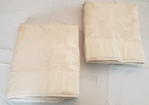 Waterford set of 2 Elegant  Ivory Pillow Shams Sateen Jacquard Damask - Picture 1 of 15