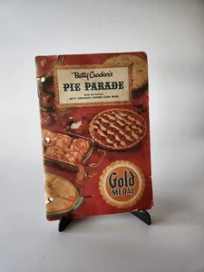 Betty Crocker's Pie Parade 1957 Step by Step Pies Crusts & Pastries Recipes - Picture 1 of 2