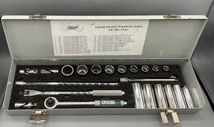 Vtg Mixed 3/8" Drive SAE Ratchet Socket Wrench Set 22 Pieces + Metal Box ALL USA - Picture 1 of 16