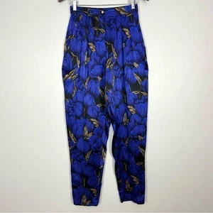 Vintage 100 % Seide plissierte Karottenhose Damengröße 8 Blumendruck spitz zulaufend 80’er - Bild 1 von 7