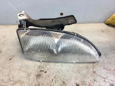 95 96 97 98 99 Chevrolet Chevy Cavalier Lámpara Delantera Derecha Foto 1 de 3