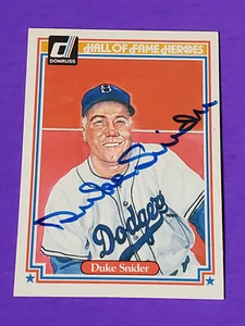 1983 DUKE SNIDER DONRUSS HALL OF FAME HEROES AUTOGRAPHED  BASEBALL TRADING CARD - Picture 1 of 2