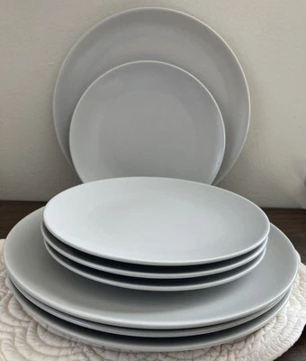 "Lote de platos gris claro IKEA #18691 Dinera 4 ensaladas 8"" y 4 cenas 10,25"" Rumania" Foto 1 de 4