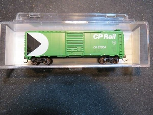 N - Atlas 3325- 40' Standard Boxcar, Canadian Pacific     NIB w/MT trks & MM cpl - Picture 1 of 2