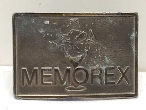  VINTAGE 1976 OFF TO THE RACES  MEMOREX  GLASS SHATTERING TAPE BUCKLE - Picture 1 of 5