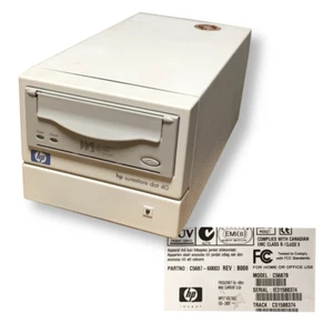 Hp Dat40 Dds4 P/N: C5687B External Tape Drive - Picture 1 of 2