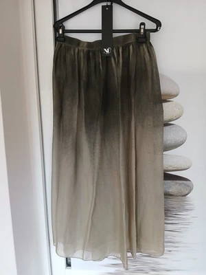 Rock neu Gr. M, NÜ Denmark - Bild 1 von 4