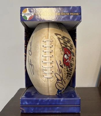 Футбол НФЛ с автографом Майка Олстотта Джона Грудена из Tampa Bay Buccaneers - Изображение 1 из 4