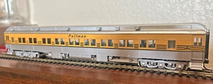 DENVER & RIO GRANDE "HEAVYWEIGHT" PS 28-1 PARLOR - HO Scale-INTERIOR NEW RTR OOP - Picture 1 of 13