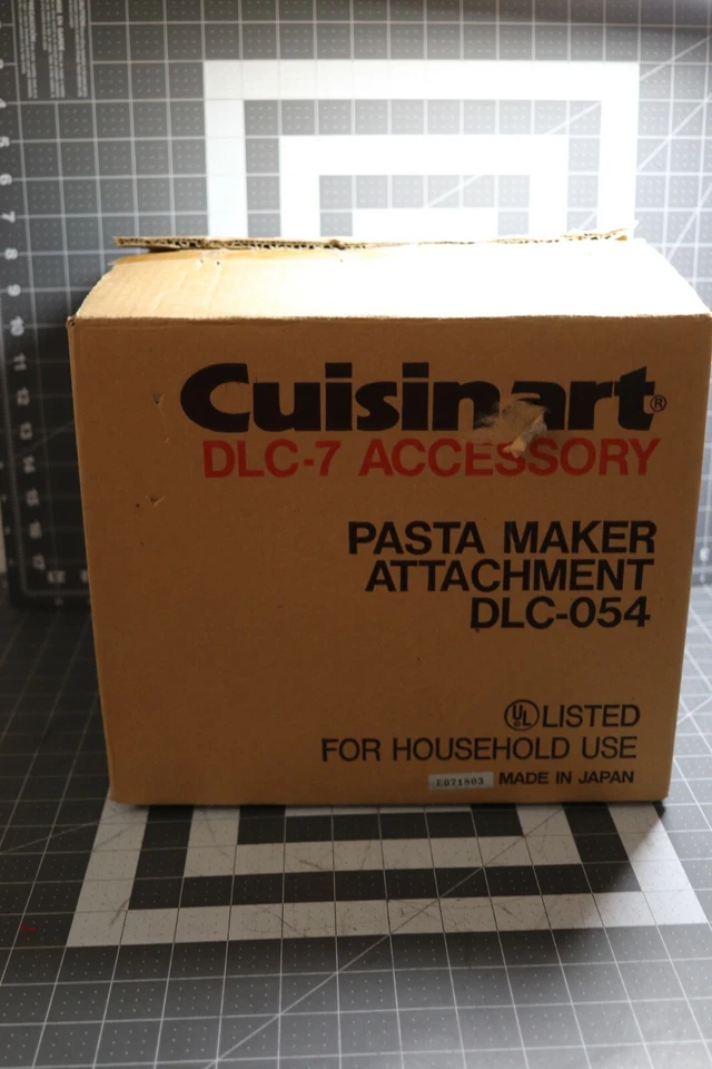 CUISINART DLC-7 PASTA MAKER ATTACHMENT MODEL DLC-054 - Image 1 of 4