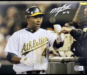 Miguel Tejada Oakland A’s Autographed 8x10 Photo *Beckett Witness* - Picture 1 of 1