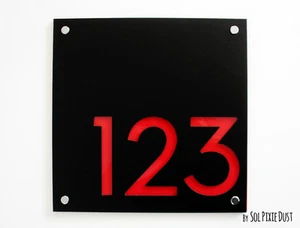 Números de casa modernos, cuadrado negro y rojo acrílico 1- placa de signo - número de puerta - Imagen 1 de 6