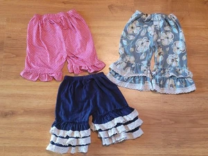 Lot of 3 Long Shorts Elastic Waists Girls Size 4/6 - Picture 1 of 4