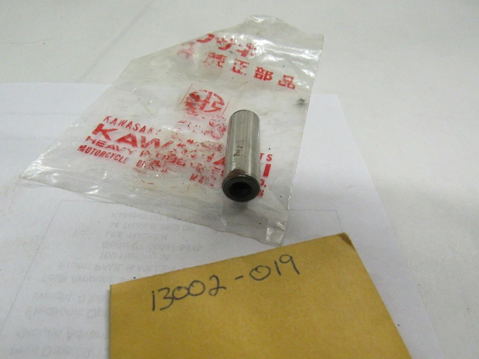 Pin de pistón Kawasaki KV75 KZ1300 MT1 1969-1982 NUEVO 13002-019 Foto 1 de 4