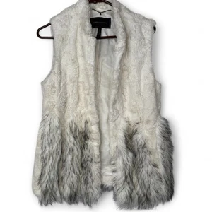 BCBGMaxAzria White and Gray Faux Fur Vest Size S EUC - Picture 1 of 9