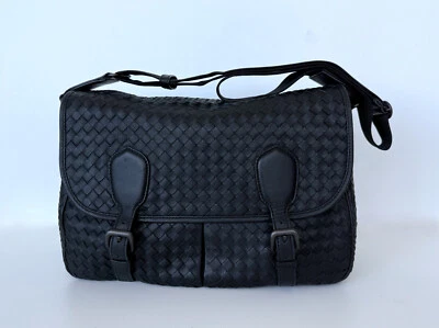 Bottega Veneta Black Intrecciato Cross Body Messenger Bag, new never used - image 1 of 4