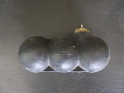 1993 Volkswagen Eurovan Vacuum Reservoir Tank 701820601 OEM b189 - Image 1 of 2