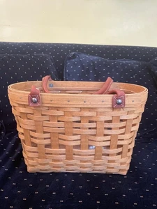Longaberger Medium Boradwalk Prototype Basket - Picture 1 of 3