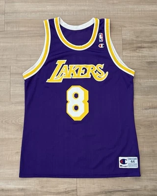 Kobe Bryant Los Angeles Lakers Vintage #8 Champion Jersey Size 44 Pre Owned  - Image 1 of 4