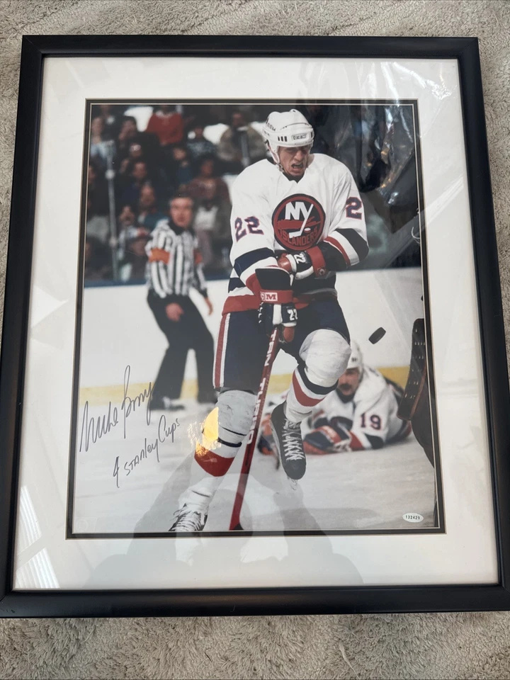 Foto enmarcada grande de Mike Bossy autografiada de Steiner Sports Foto 1 de 4