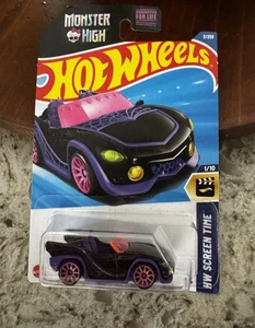 Hot Wheels Monster High Ghoul Mobile, 3/250 HW Screen Time, 1/10, Black and Pink - Picture 1 of 7