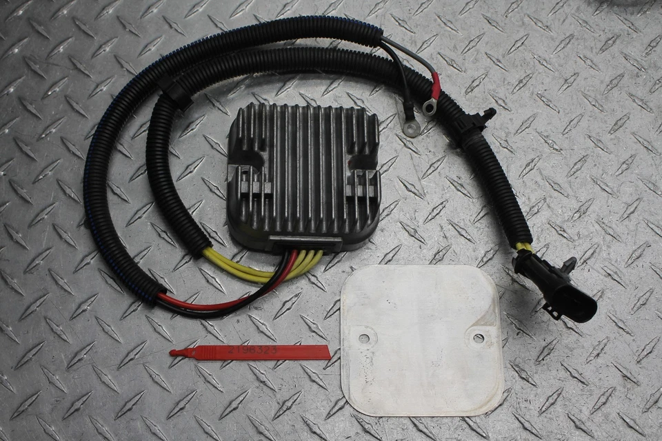 2014 POLARIS SPORTSMAN ACE DOHC RECTIFIER VOLTAGE REGULATOR - image 1 of 4