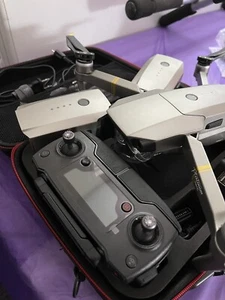 DJI Mavic Pro Quadcopter Platinum Drone - Picture 1 of 3