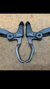 Shimano XTR 950 V-Brake Levers - Picture 1 of 4