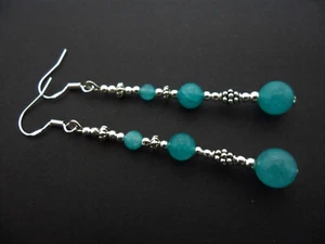 A PAIR OF LONG BLUE JADE BEAD EARRINGS WITH 925 SOLID SILVER HOOKS. NEW.. - Picture 1 of 1