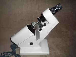 Medidor de lentes Magnon Nidek LM-100 dioptromierz medidor de brecha de vértice - Imagen 1 de 1