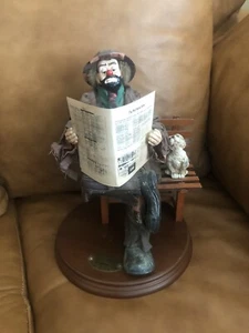 BIG BUSINESS REAL RAGS FIGURINE Bench w Dog Newspaper | FLAMBRO EMMETT KELLY JR - Picture 1 of 10