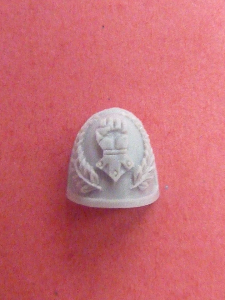 FORGEWORLD Ересь ИМПЕРСКИЕ КУЛАКИ ФАЛАНГИ НАДЗИРАТЕЛЬ Mk 4 ГЛАВА ПОДУШЕЧКА - биты 40K  - Изображение 1 из 1