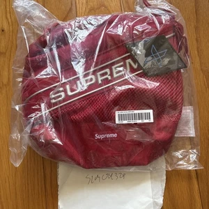 New Supreme FW23 3D Logo Shoulder Bag Red In Hand Ships Now - Picture 1 of 2