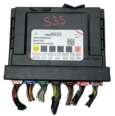 2015-2020 CHEVROLET SONIC Body Control Module 13506935 - Imagem 1 de 4
