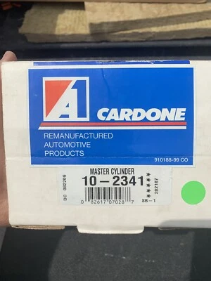 Cilindro maestro de freno para 87-90 Cadillac Fleetwood, DeVille, Buick Electra, Foto 1 de 3