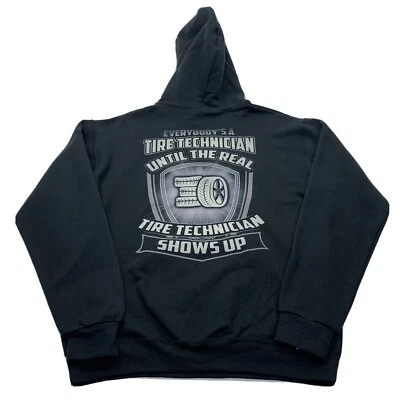 Sudadera con capucha Everybodys A Tire Technician Until The Real negra con gráfico trasero medio Foto 1 de 4