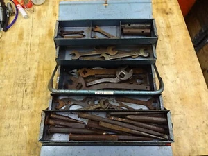 Toolbox cantilever + contents - Picture 1 of 6