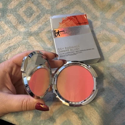 It Cosmetics CC Radiance Ombre Blush Coral Flush, 0.38 oz - Image 1 of 4