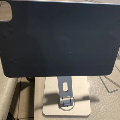 Suporte de carregamento magnético para iPad Pro 11 suporte carregador dobrável de alumínio com 360 - Imagem 1 de 4